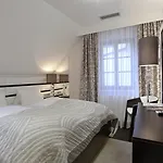 Ξενοδοχείο Grand 4*