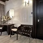 Ξενοδοχείο Grand 4*