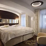 Grand Ξενοδοχείο 4*