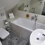 Ξενοδοχείο Grand