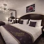 Ξενοδοχείο Grand