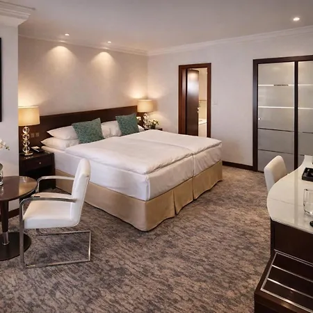 Hotel Grand