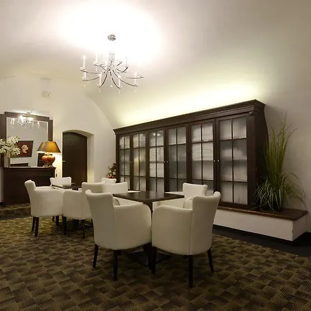Otel Grand 4*