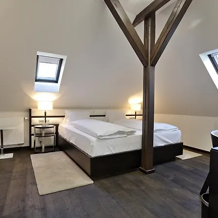 Otel Grand 4*