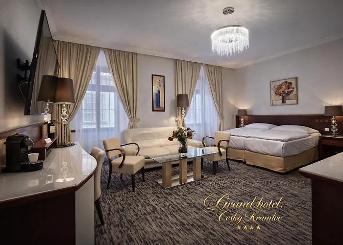 فندق غراند 4*